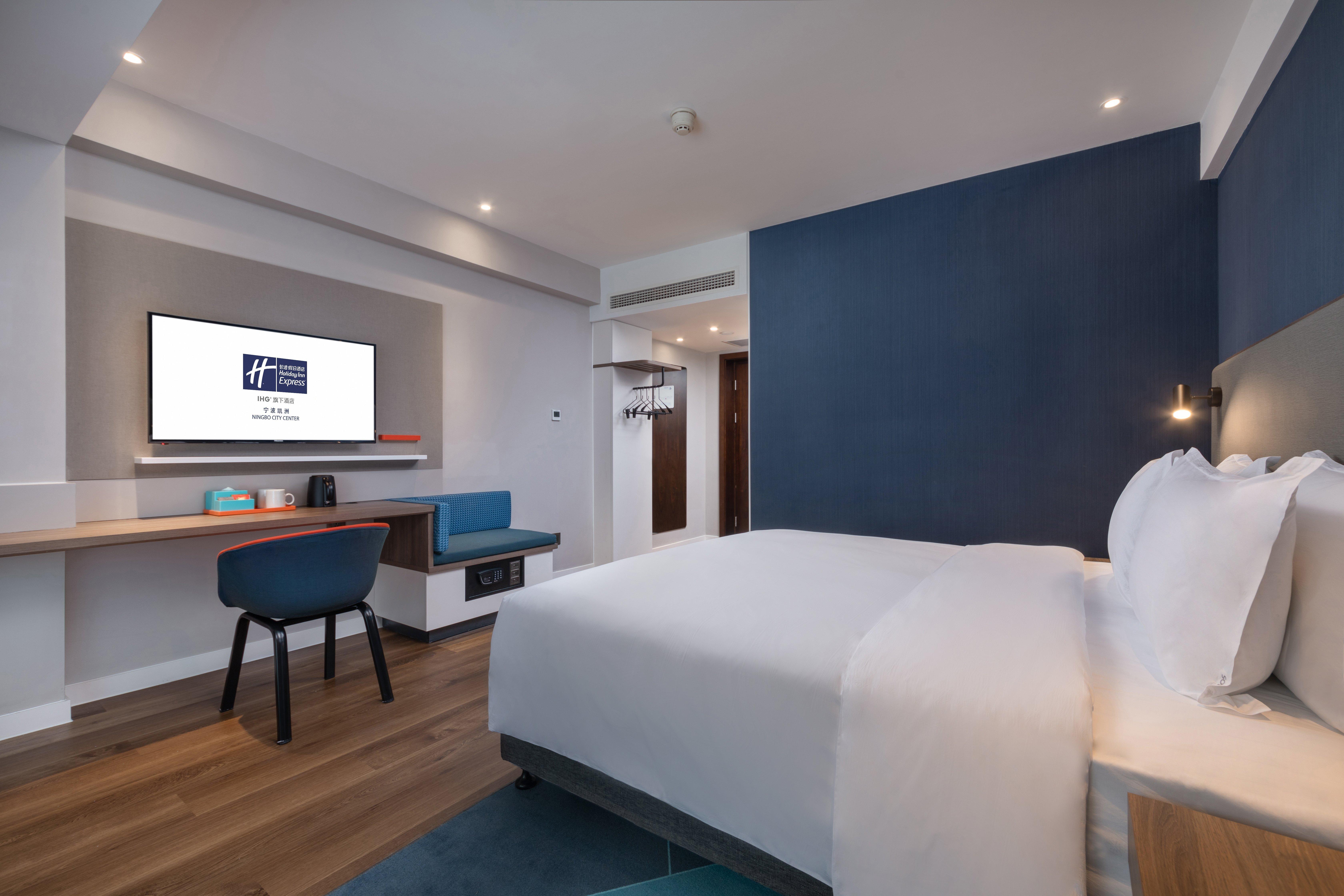 Holiday Inn Express Ningbo City Center By Ihg Екстериор снимка
